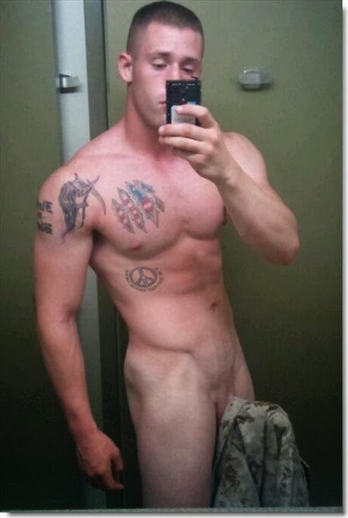 Nude Men Locker Room Selfies Sex Photo
