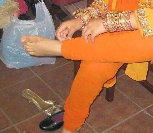 feet Indian aunty