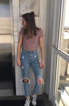Private candid teen ripped pants