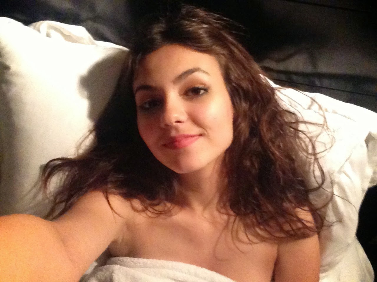 Nickelodeon victoria justice naked
