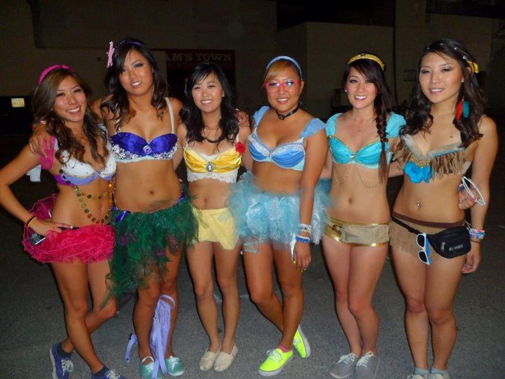 Sexy asian rave girl
