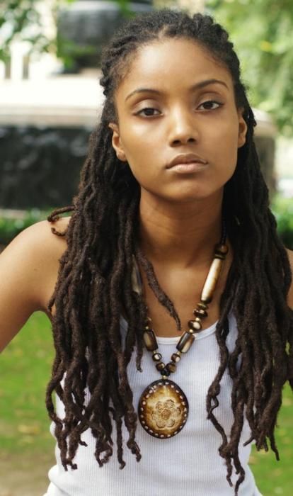 girls with Sexy nude dreads black