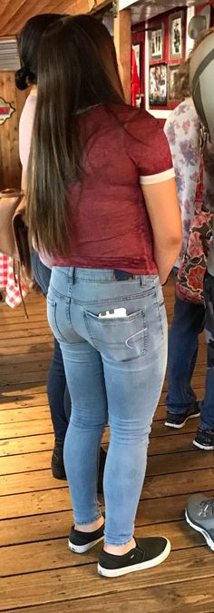 Candid ass in tight jeans girls