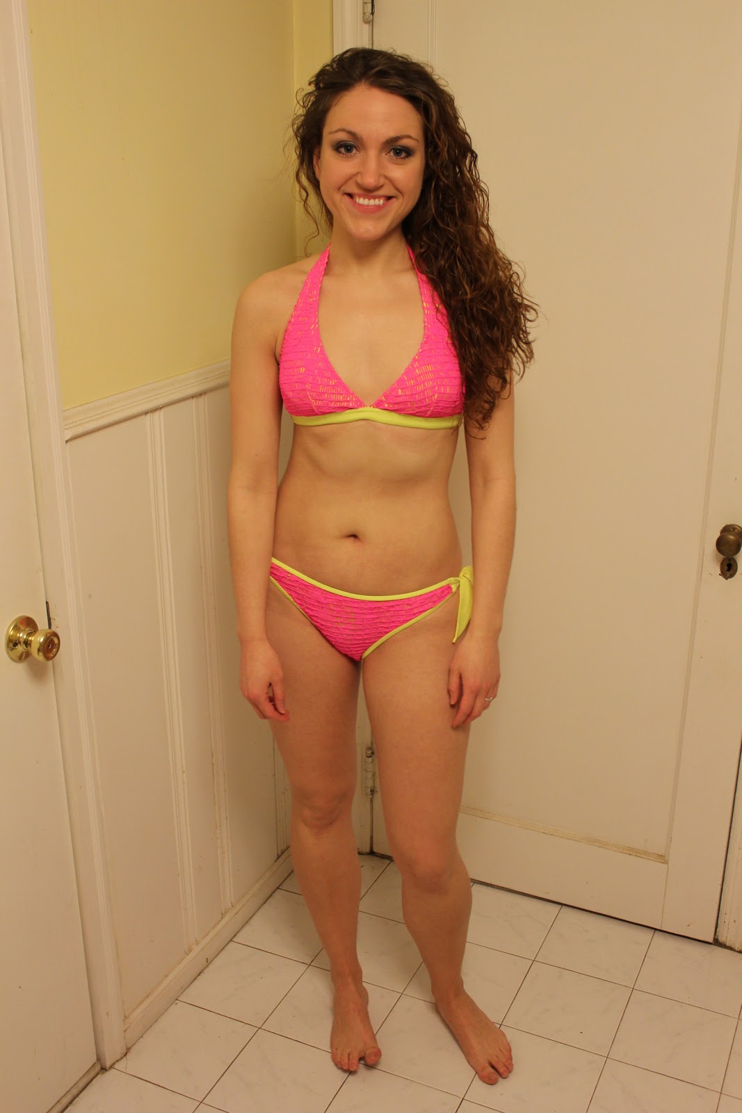 Amateur housewife bikini