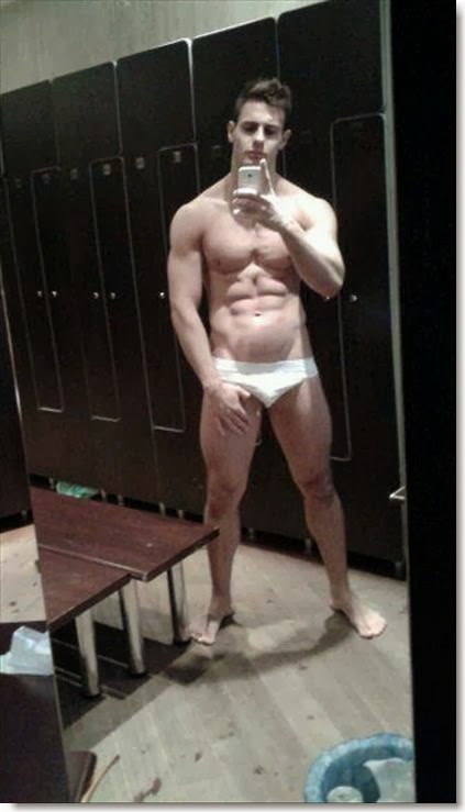 Naked guy selfie locker room