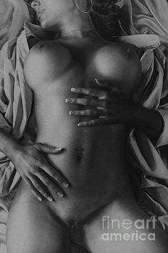 Black and white nudes sex