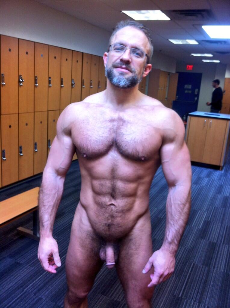 selfie room locker guy Naked