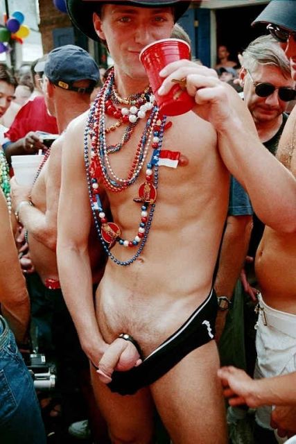 Mardi gras nude pics Photos Sydney S Gay Mardi Gras Was Insane And These Pictures Prove It Queerty