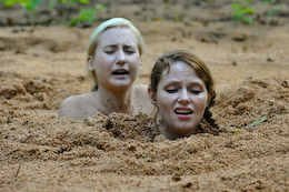 Lesbian sex in quicksand