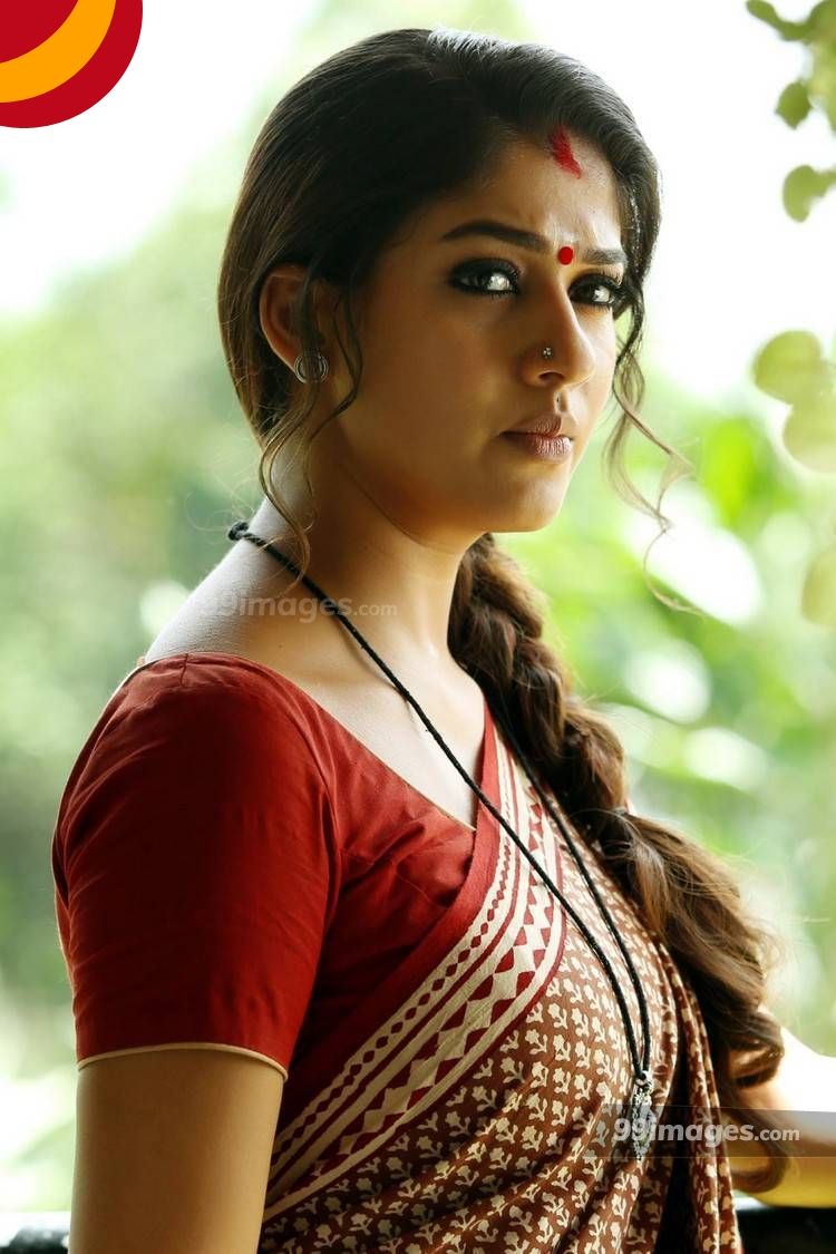 hot saree Nayanthara