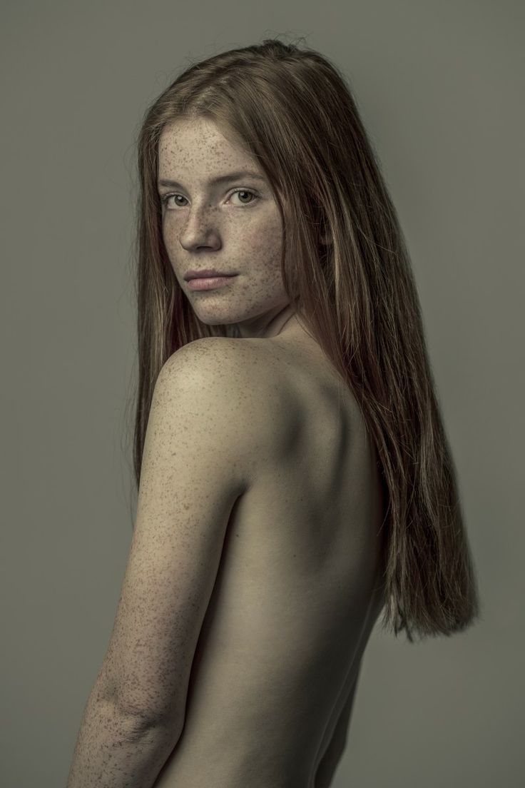 Nude girl freckles
